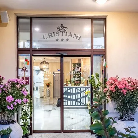Cristiani 3* ソゾポル