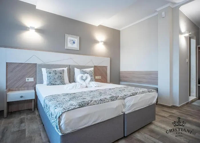 Cristiani 3*